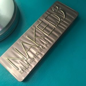 Naked 3 Eyeshadow Pallete